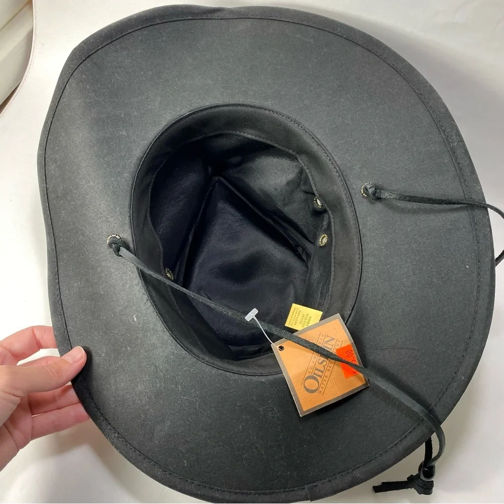 Oilskin Water Repellent Outback Style Brimmed Hat Chin Strap NWT S